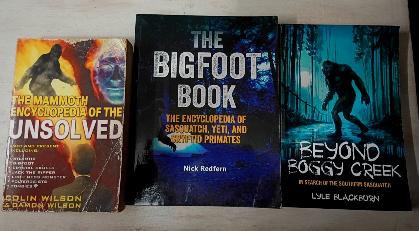 📚 Bigfoot, Cryptids, & Unsolved Mysteries  –  Boggy Creek, FREE Shipping